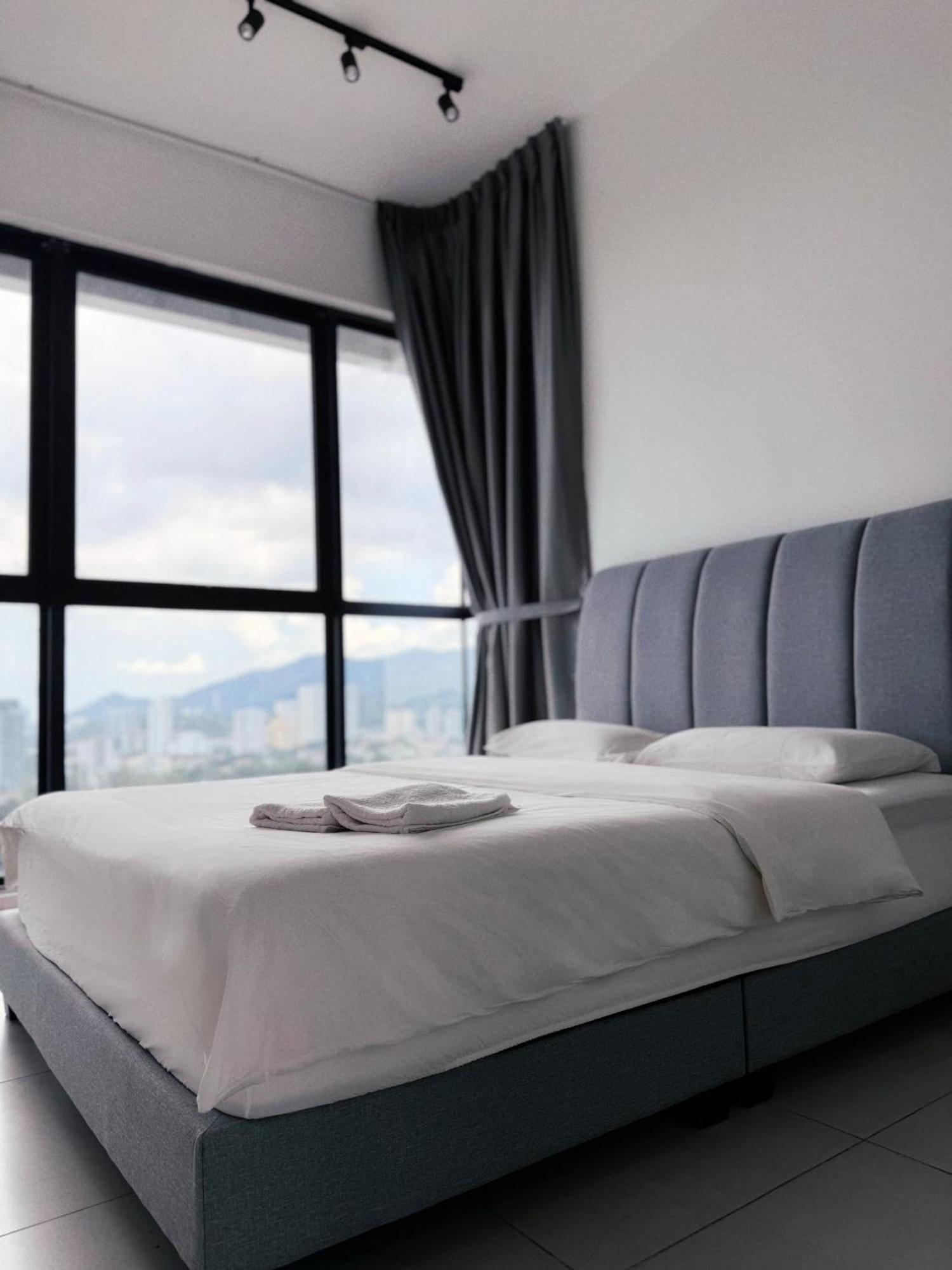 Urban Suites Two Or Three Bedroom Georgetown By Anc Jelutong Экстерьер фото