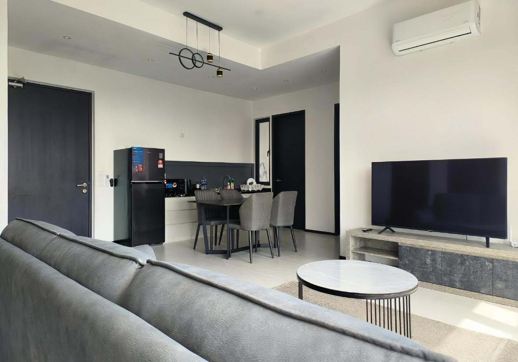 Urban Suites Two Or Three Bedroom Georgetown By Anc Jelutong Экстерьер фото